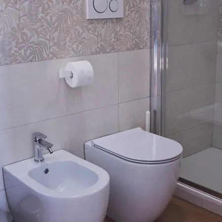 266 La Barraca Hotel *